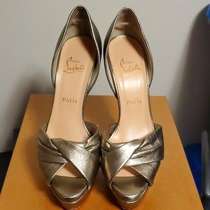 Christian louboutin volpi heels